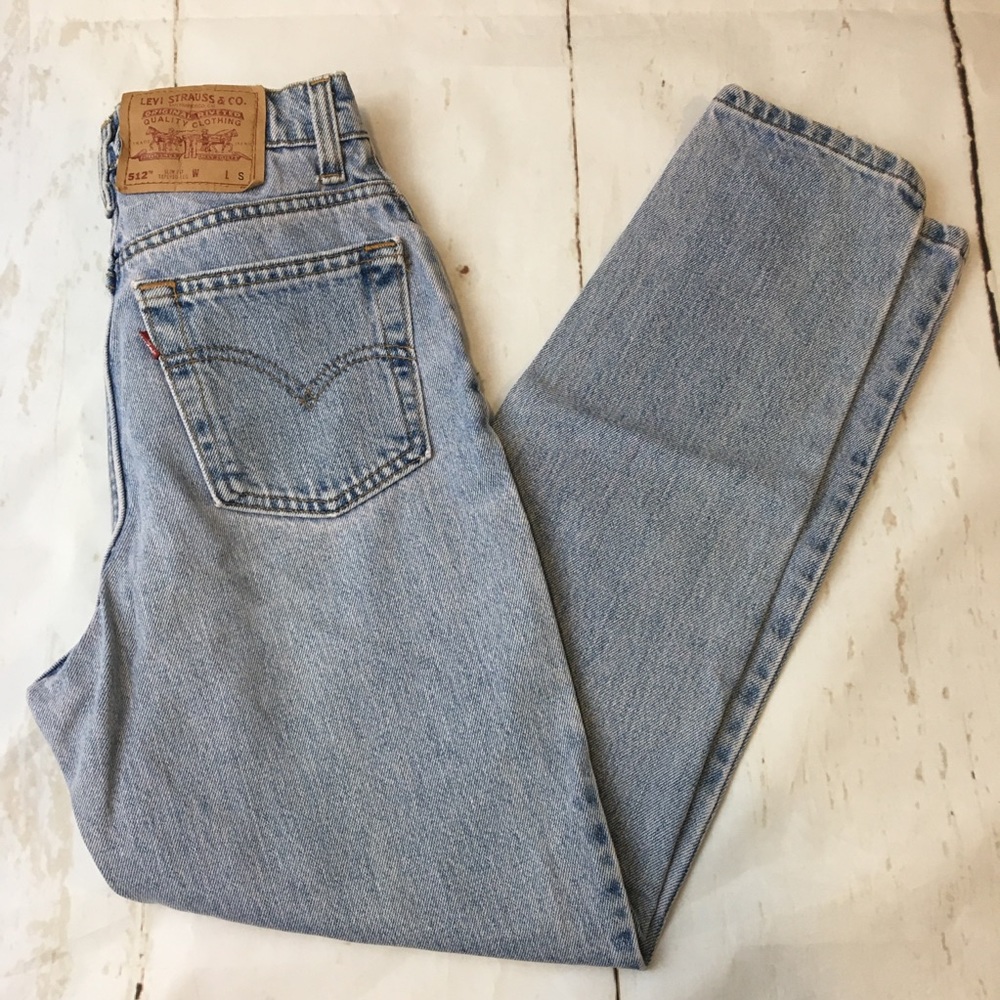 Vintage Levi’s 512 Slim Fit Light Wash Mom Jeans